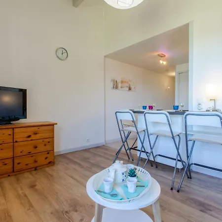 Les Bourdaines By Interhome Lägenhet Seignosse